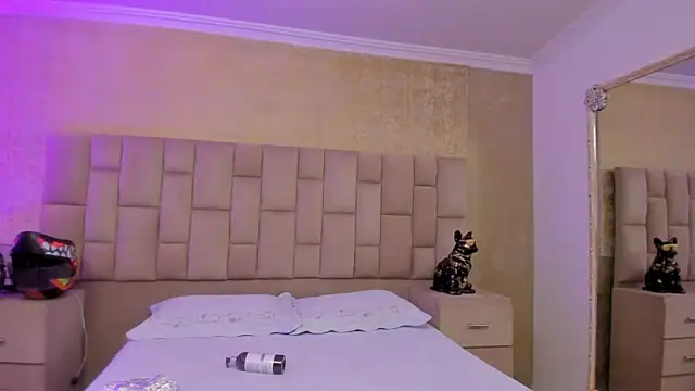 Snapshot of EmmaTorres_ chatting on 01.29.25 EmmaTorres  online show from 01.29.25