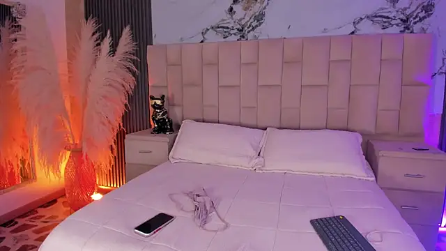 EmmaTorres  online show from 03.29.26