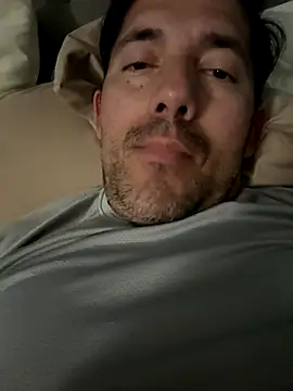 Snapshot of Papilobo12 chatting on 10.18.25 Papilobo12 online show from 10.18.25