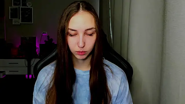 Snapshot of Sm0ly chatting on 05.30.26 Sm0ly online show from 05.30.26