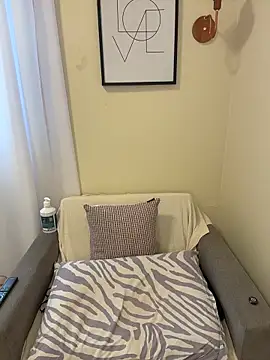 Brownfitbabyy online show from 03.04.26