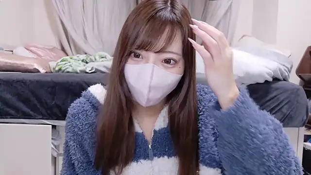Snapshot of _chanMOMO_ chatting on 03.12.25 chanMOMO online show from 03.12.25