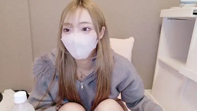 Snapshot of _chanMOMO_ chatting on 03.02.26 chanMOMO online show from 03.02.26