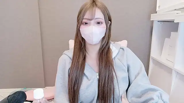 Snapshot of _chanMOMO_ chatting on 03.20.26 chanMOMO online show from 03.20.26