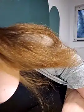 Snapshot of _Julie_x chatting on 01.04.25  Julie x online show from 01.04.25