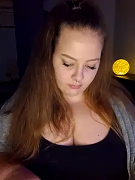 Snapshot of _Julie_x chatting on 01.05.25  Julie x online show from 01.05.25