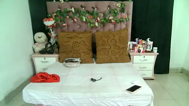 Snapshot of ValeriaTsx chatting on 09.15.25 ValeriaTsx online show from 09.15.25