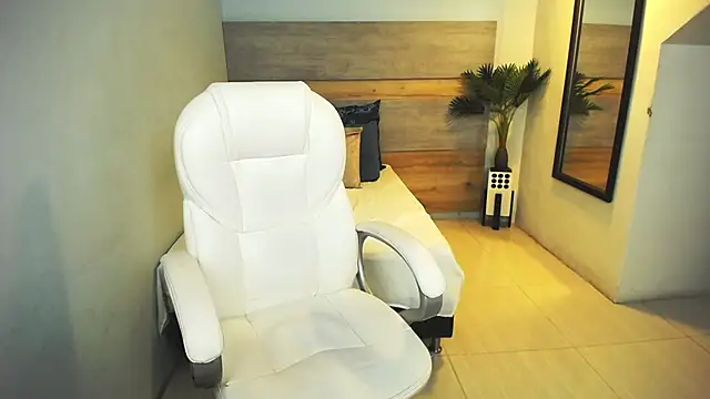 Snapshot of liseth_fox chatting on 01.02.25 liseth fox online show from 01.02.25