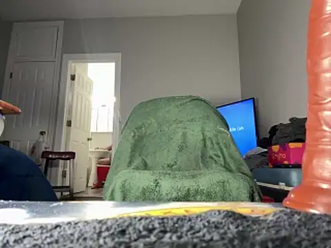 ChiRaqb8 online show from 02.27.26