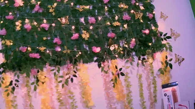 Crysrus online show from 01.24.25