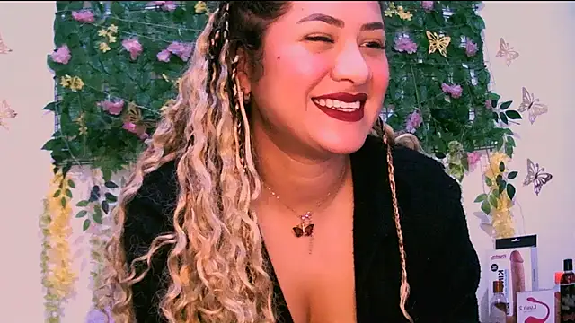 Crysrus online show from 09.28.25