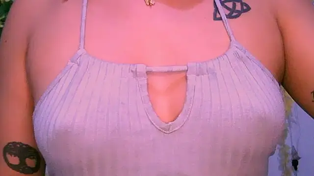 Snapshot of Crysrus chatting on 02.01.26 Crysrus online show from 02.01.26