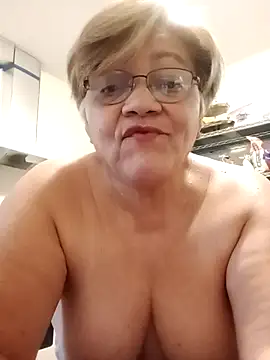 Snapshot of Madrastrahot69 chatting on 03.10.26 Madrastrahot69 online show from 03.10.26