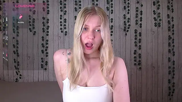 EmiliaDuchess online show from 12.20.25