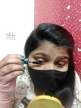 Snapshot of Hotty-simran chatting on 02.25.25 Hotty-simran online show from 02.25.25