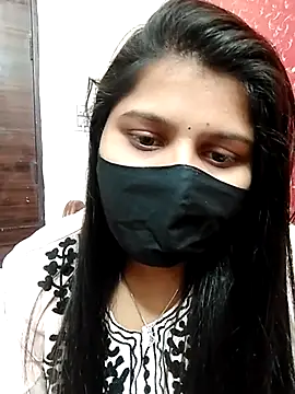 Snapshot of Hotty-simran chatting on 03.05.25 Hotty-simran online show from 03.05.25