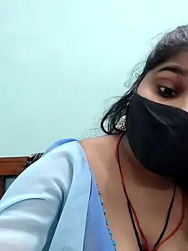 Snapshot of Hotty-simran chatting on 09.24.25 Hotty-simran online show from 09.24.25