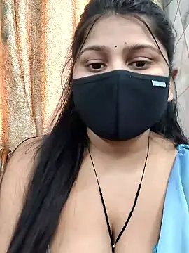 Snapshot of Hotty-simran chatting on 01.14.26 Hotty-simran online show from 01.14.26