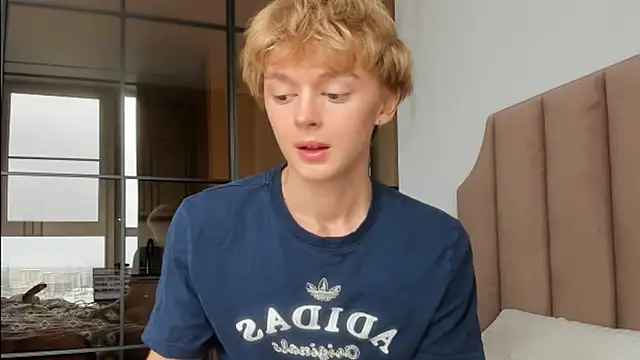 agelandreww online show from 04.18.26