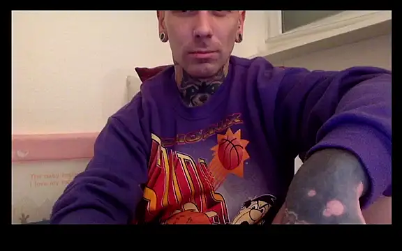 Snapshot of Schabernack1990 chatting on 01.08.25 Schabernack1990 online show from 01.08.25