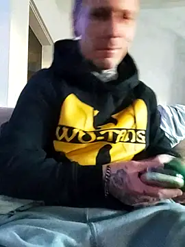 Snapshot of Schabernack1990 chatting on 02.11.25 Schabernack1990 online show from 02.11.25