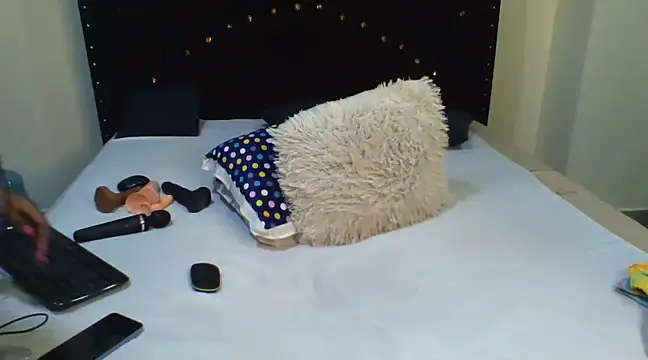 Snapshot of Sure_love_1 chatting on 02.27.25 Sure love 1 online show from 02.27.25