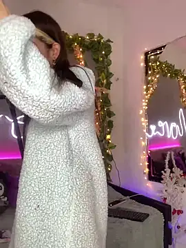 YouliteSllut2 online show from 12.24.24