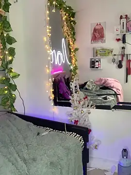 YouliteSllut2 online show from 12.24.24