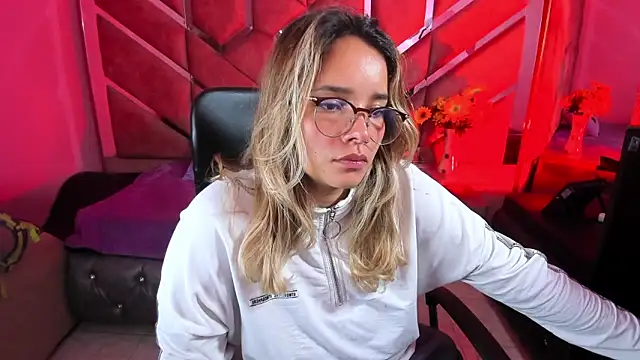 Olivia Fox69 online show from 09.16.25