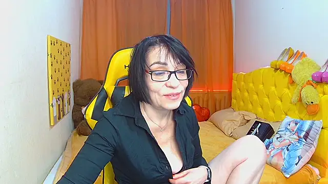 SandraHormas online show from 02.20.25