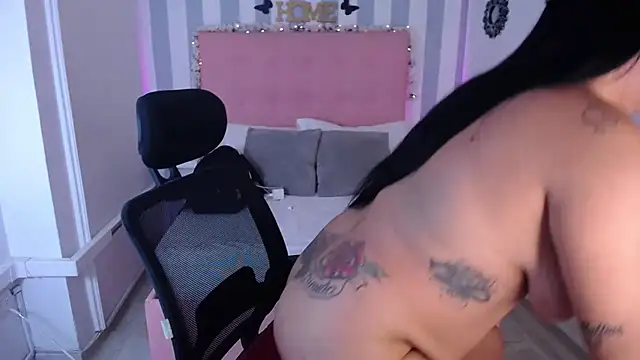 Lunna boobs online show from 10.15.25