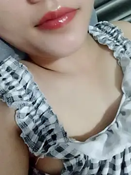 Snapshot of Sexyass13 chatting on 09.10.25 Sexyass13 online show from 09.10.25