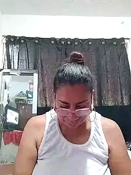 Snapshot of sorbetico_perverse chatting on 03.17.25 sorbetico perverse online show from 03.17.25