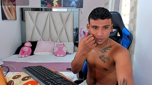 Backsex boy online show from 02.07.25