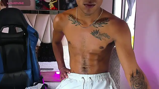 Backsex boy online show from 03.02.25