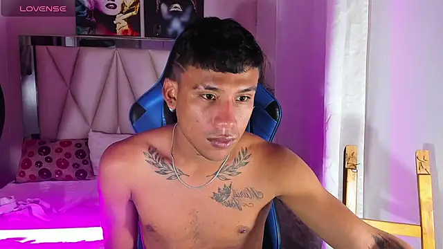 Backsex boy online show from 03.05.25