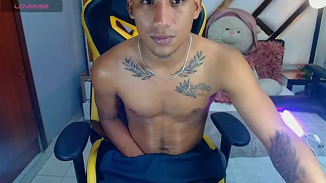 Backsex boy online show from 03.12.25