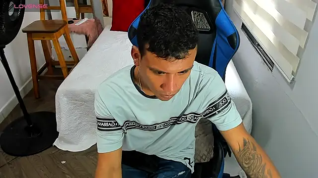 Backsex boy online show from 11.12.25