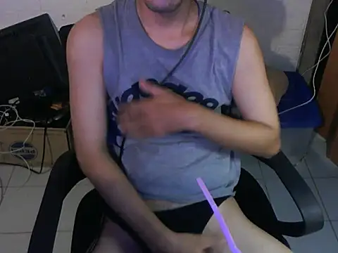 cloudyth1994 online show from 10.07.25