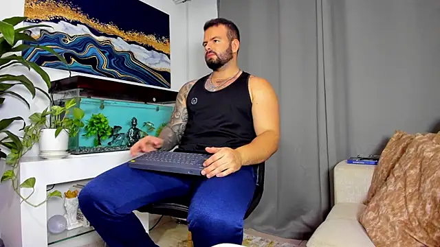 Snapshot of Johnnygrayson1 chatting on 02.19.25 Johnnygrayson1 online show from 02.19.25