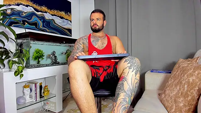 Snapshot of Johnnygrayson1 chatting on 02.21.25 Johnnygrayson1 online show from 02.21.25