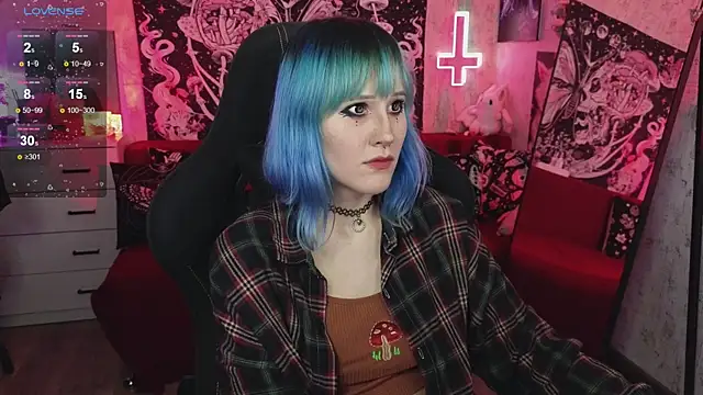 little Elika online show from 11.22.25