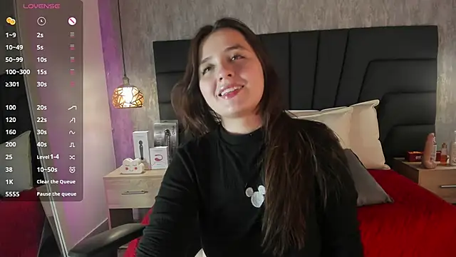 Sabrina Lennox online show from 01.30.25