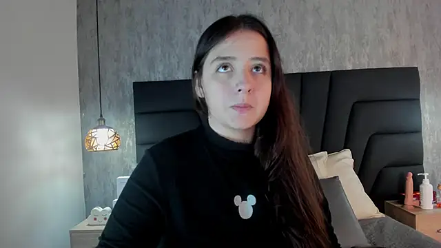 Sabrina Lennox online show from 02.11.25