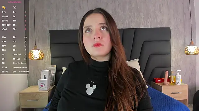 Sabrina Lennox online show from 03.19.25