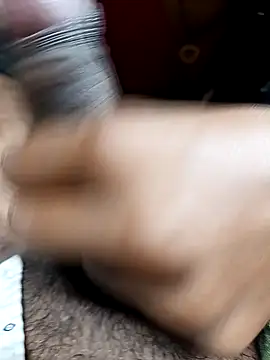 Snapshot of hairipussy2 chatting on 01.30.25 hairipussy2 online show from 01.30.25