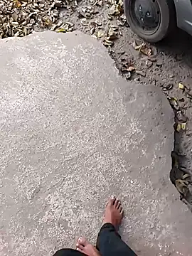 Snapshot of hairipussy2 chatting on 02.05.25 hairipussy2 online show from 02.05.25