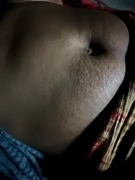 Snapshot of hairipussy2 chatting on 02.05.25 hairipussy2 online show from 02.05.25