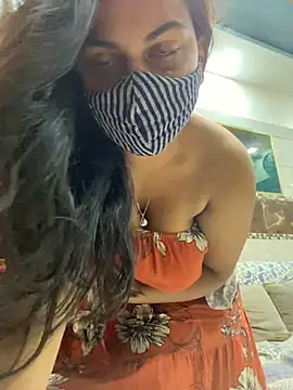 HaaniKaur online show from 01.08.25