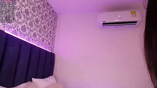 AmberMoss  online show from 03.07.25